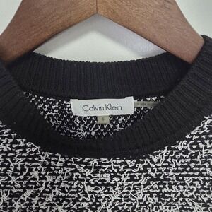 Calvin Klein Contrast Eyelash Crew Neck Knit Sweater Women's Size S Black White